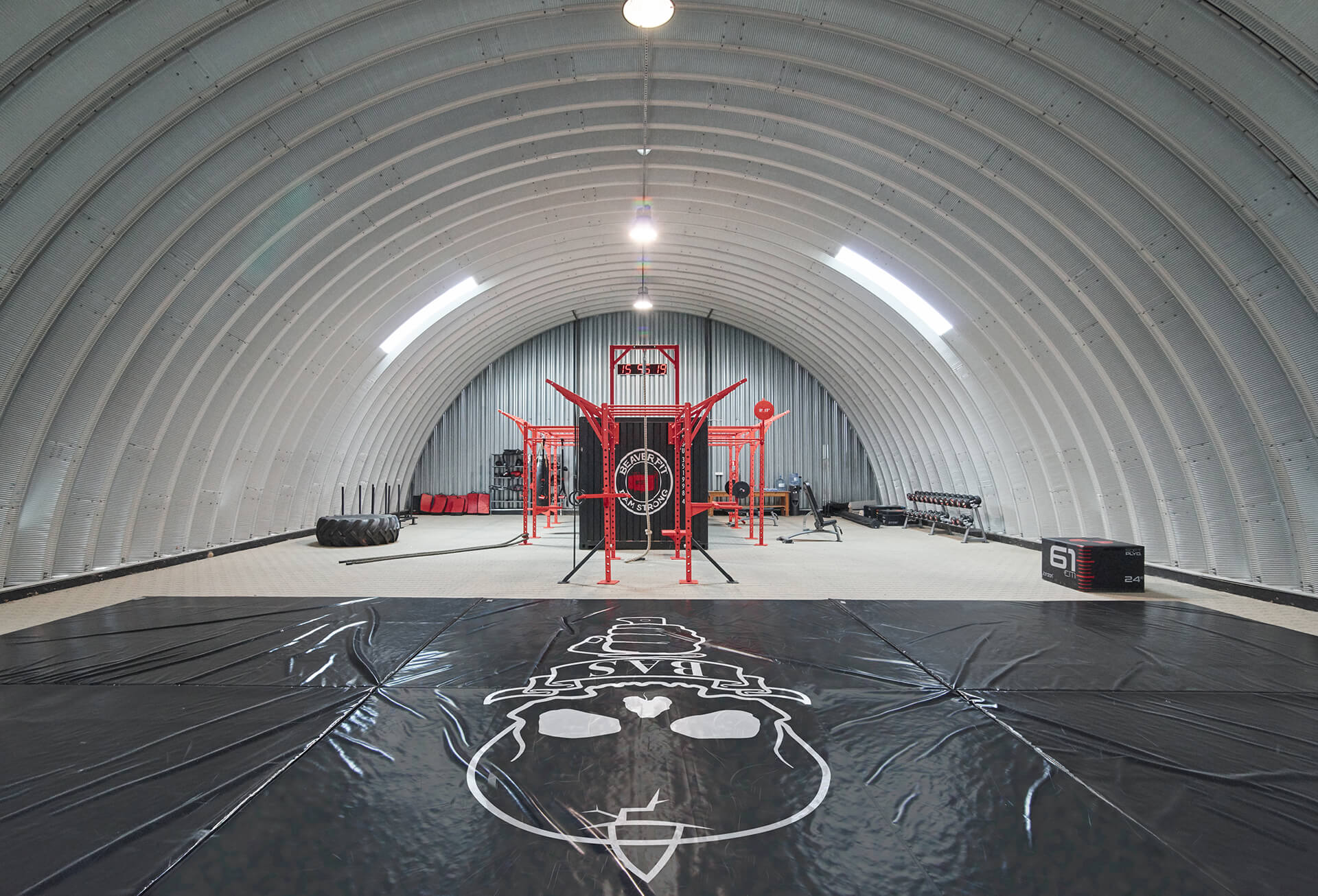 Sport-Hangar — DEFENDER Ausbildungsgelände